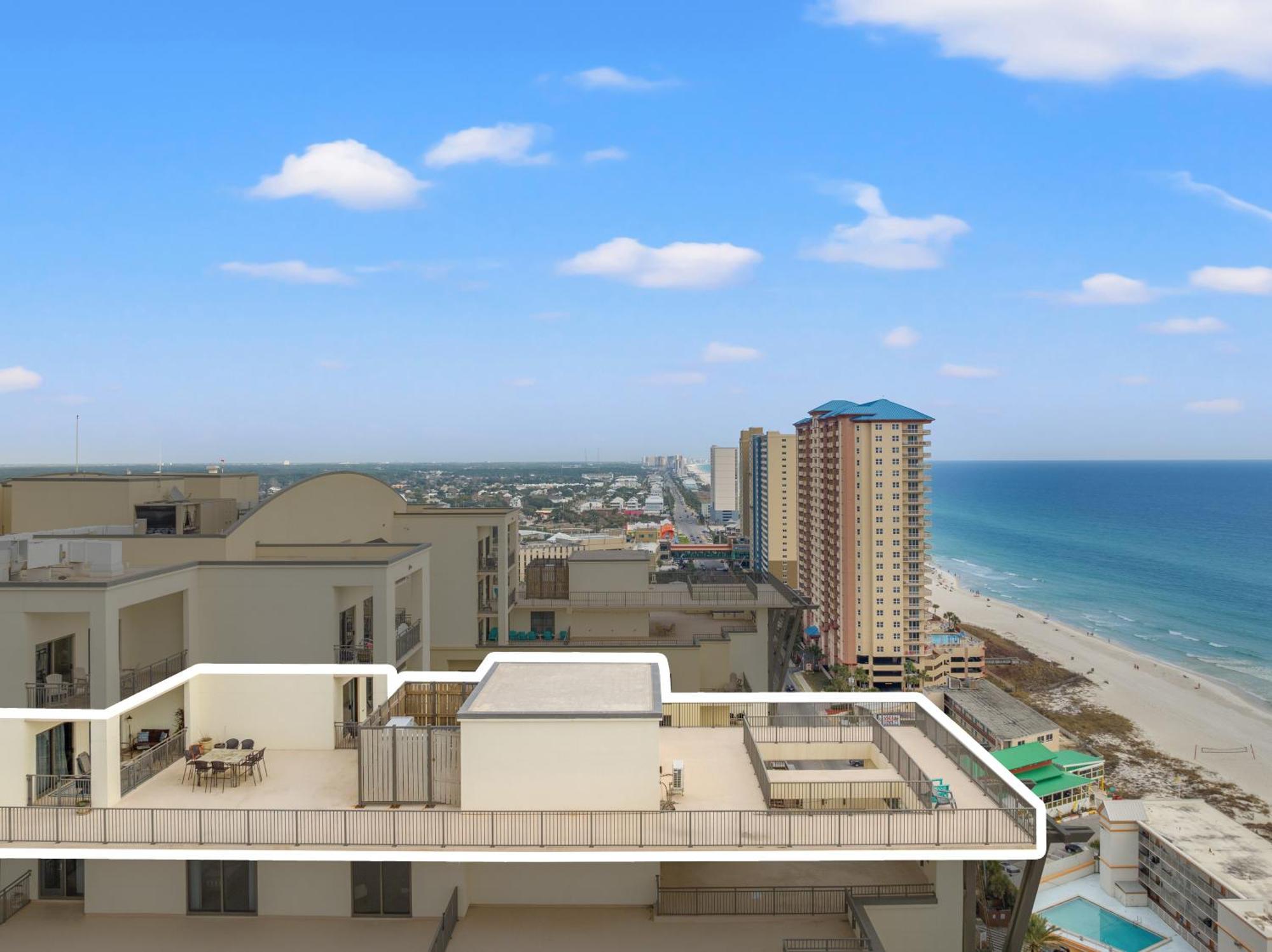 Holiday home Rooftop Views Of The Gulf! 1800 Square Foot Private Rooftop Terrace! *