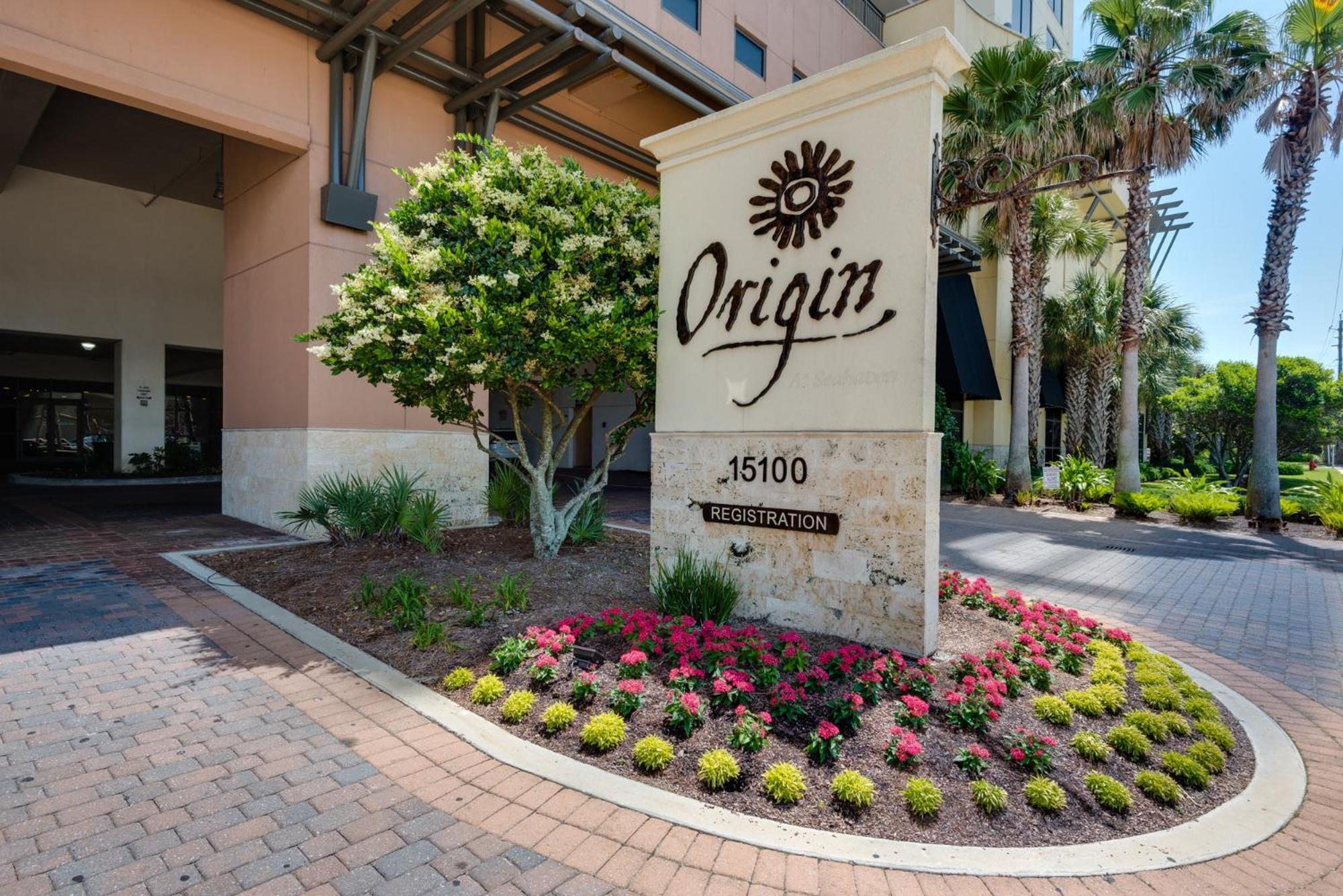 Rooftop Views Of The Gulf! 1800 Square Foot Private Rooftop Terrace!