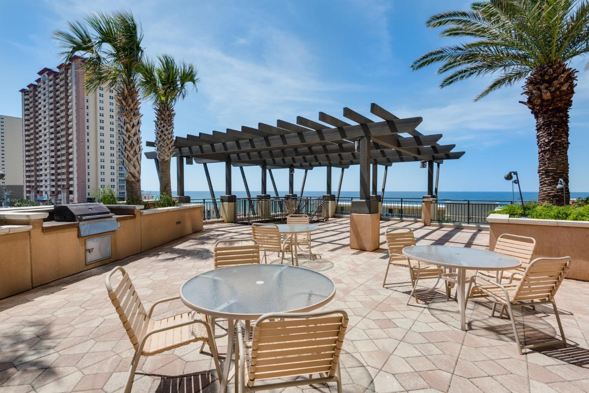 Holiday home Rooftop Views Of The Gulf! 1800 Square Foot Private Rooftop Terrace! *